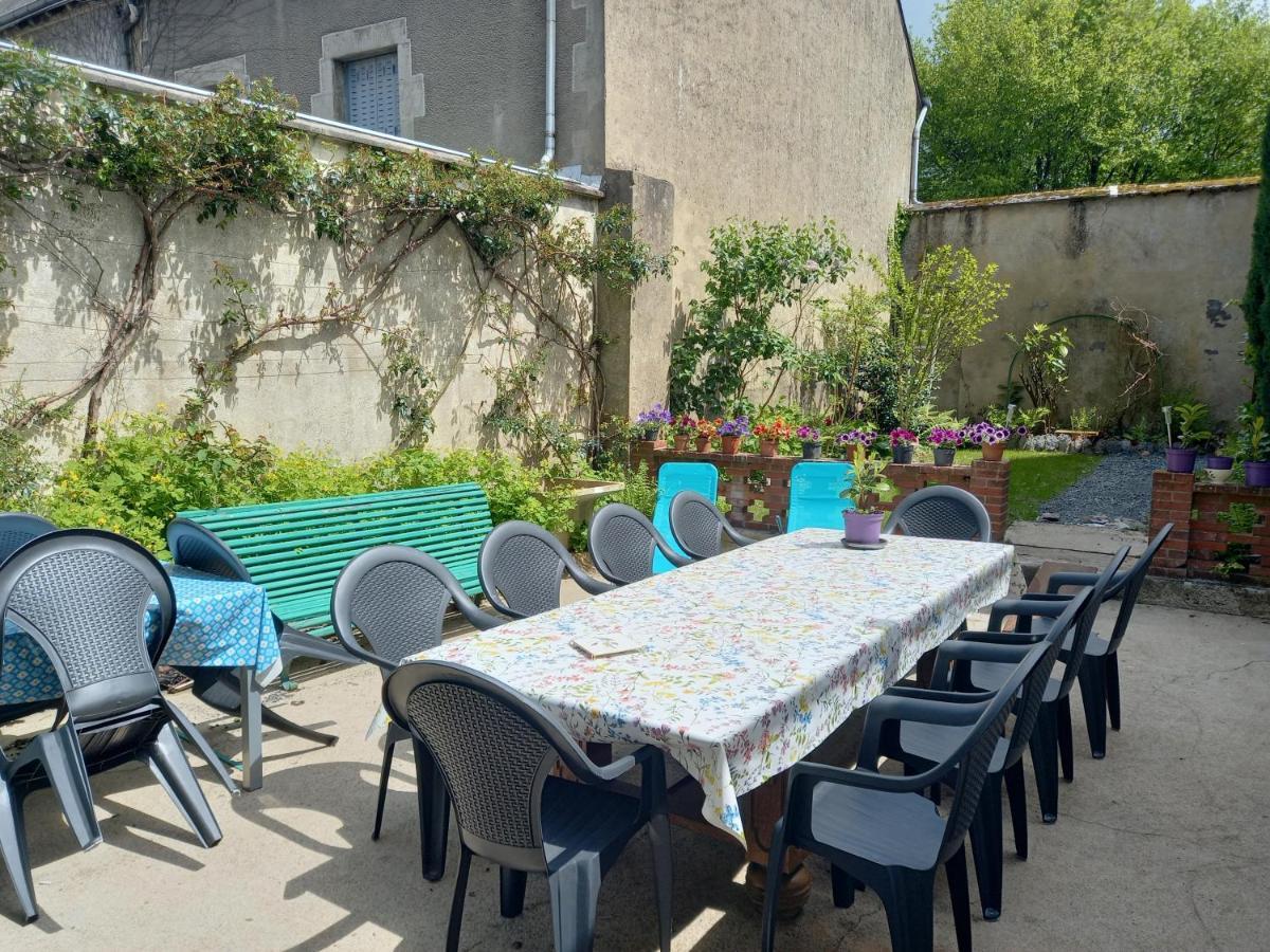 Maison Violette En Berry Aigurande Eksteriør bilde