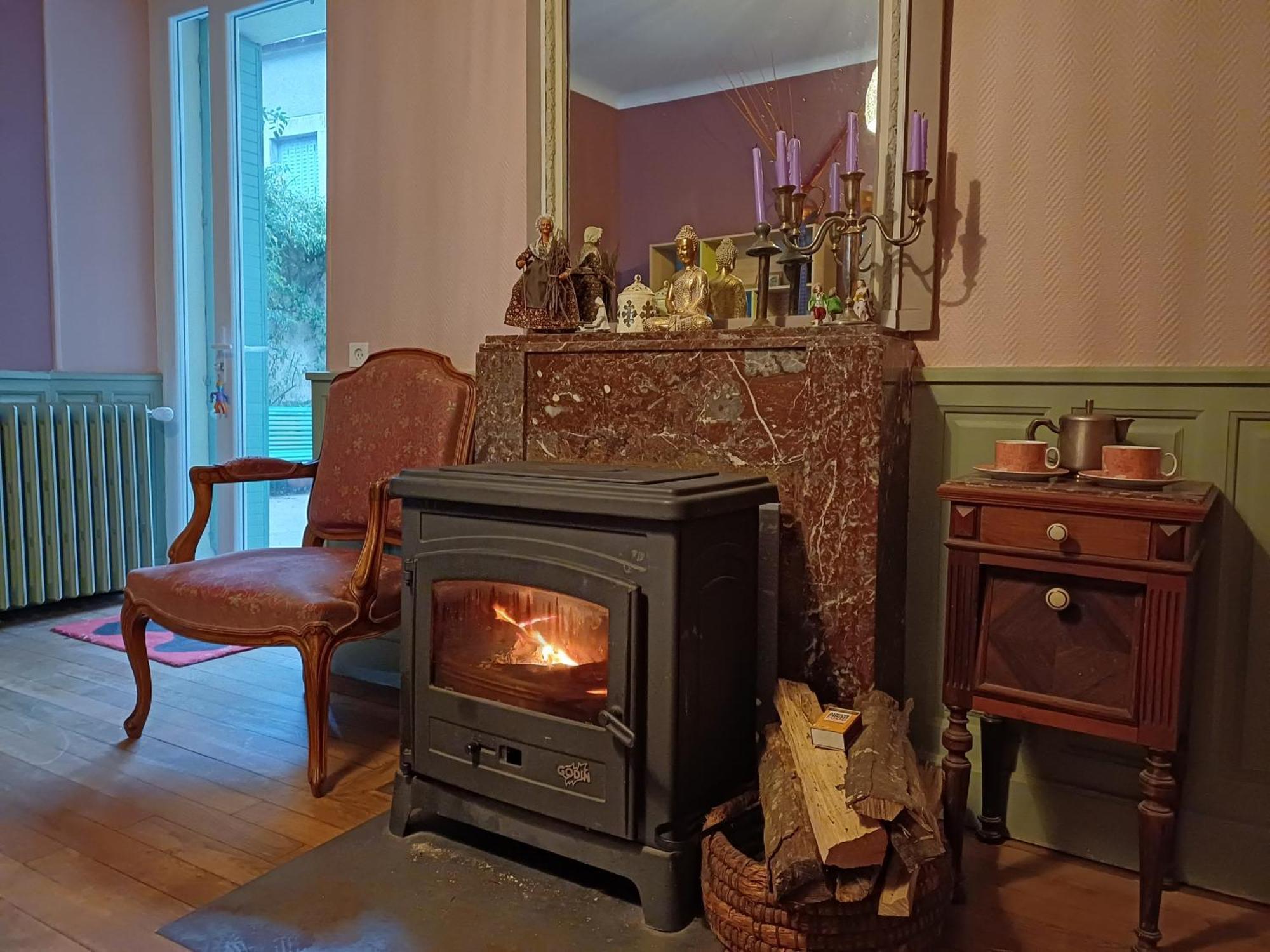 Maison Violette En Berry Aigurande Eksteriør bilde